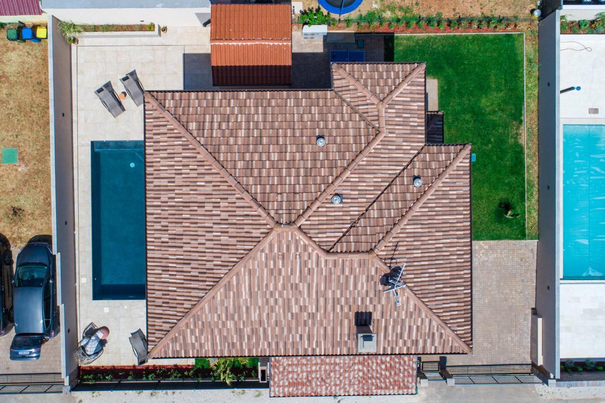 Villa Brionika Mit Pool Vodnjan Exterior photo