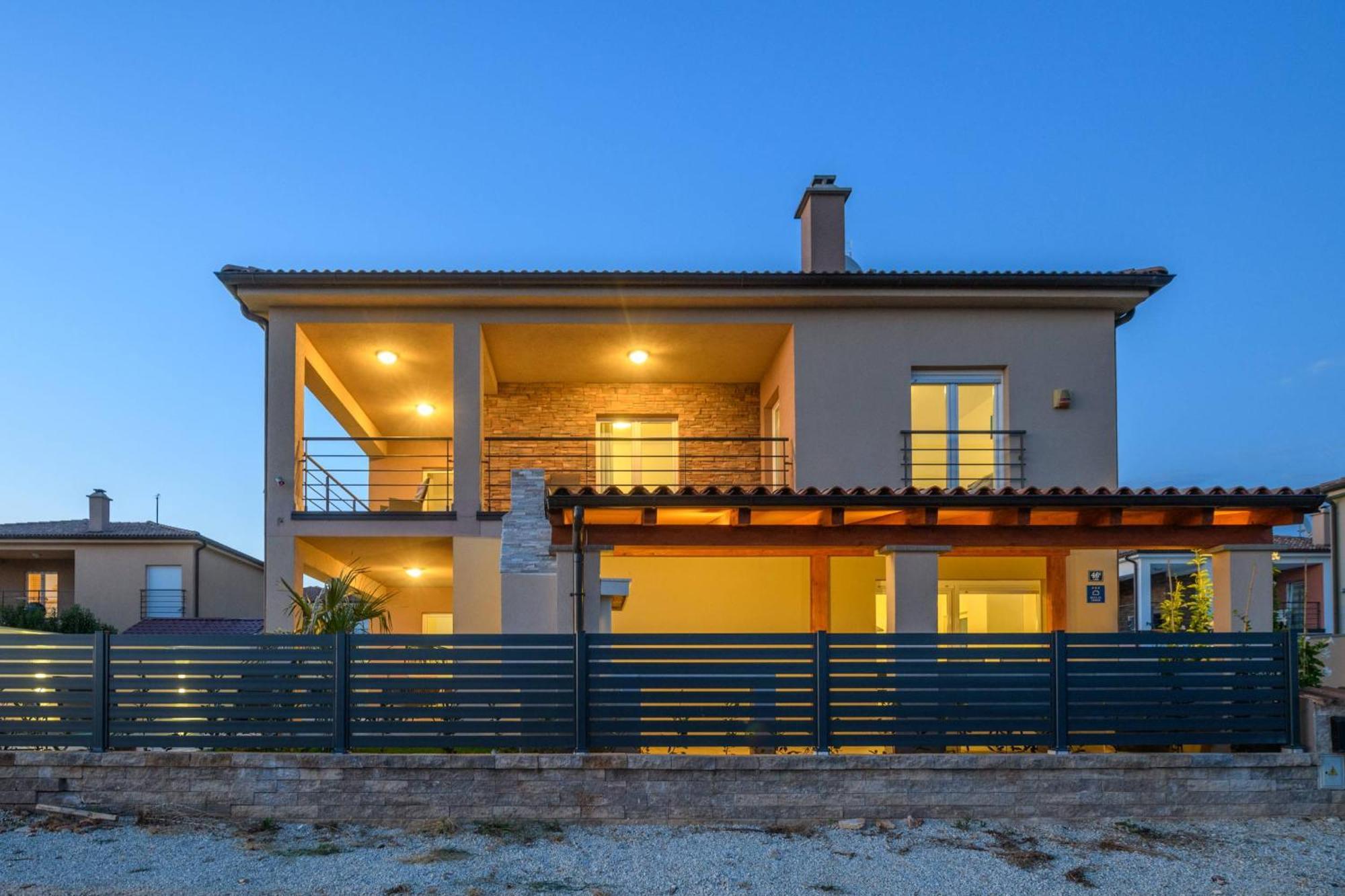 Villa Brionika Mit Pool Vodnjan Exterior photo