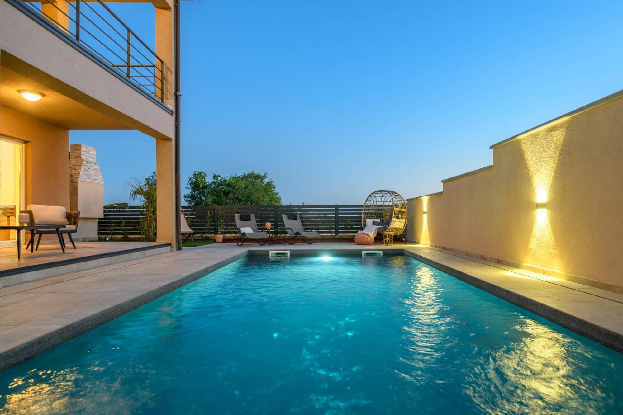 Villa Brionika Mit Pool Vodnjan Exterior photo